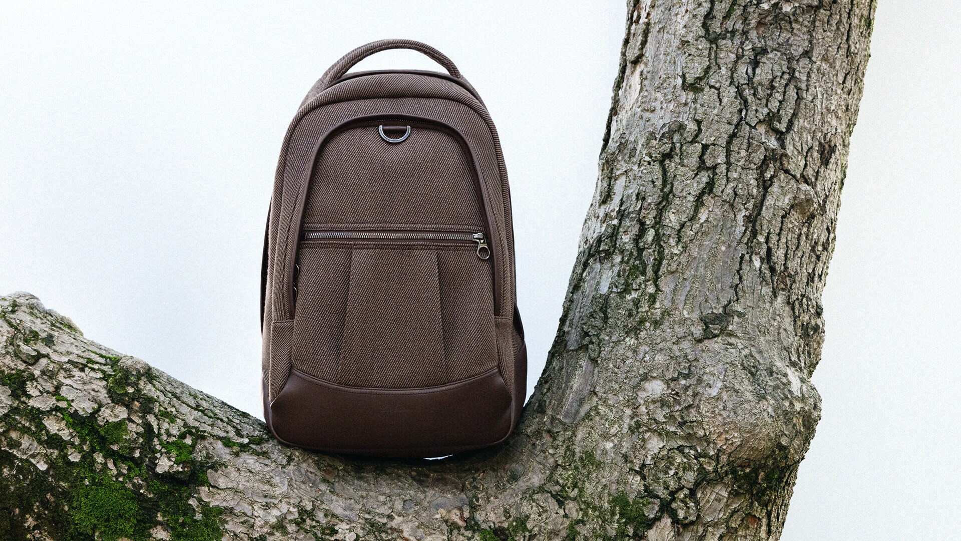 SS26_ADV-SOCIAL-CROPS_16x9_NO_LOGO_SL_18