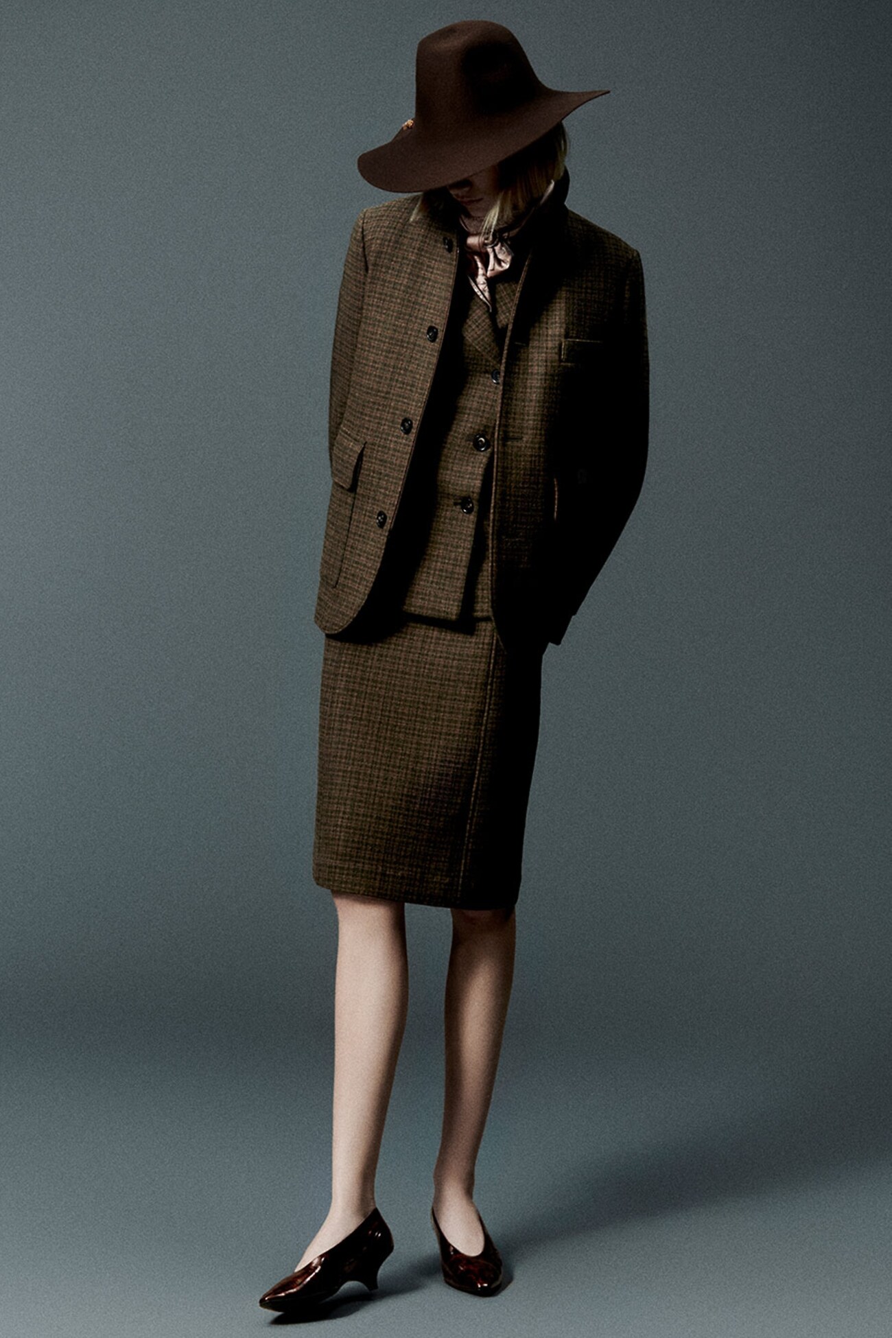 Clive Trench Coat Mini Roadster Jacket Doris Trousers Lupo High Boot